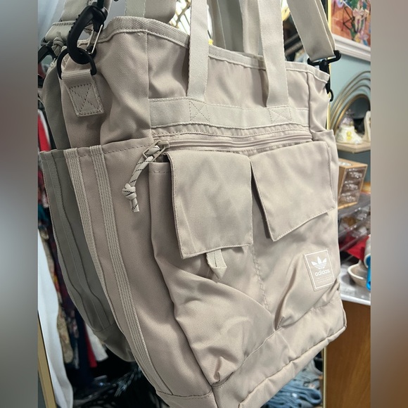 ADIDAS tan tote bag - Picture 7 of 7